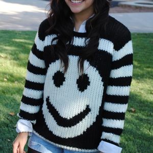STRIPED SMILE SWEATER